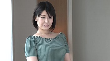 Sexy japanese milf