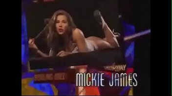 Mickie james sexy