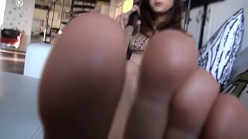 Giantess feet