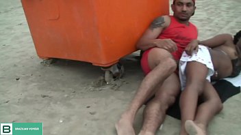 Sex in beach video