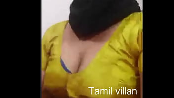 Tamil aunty pissing