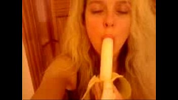 Banana blowjob