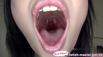 Lésbicas chupando língua