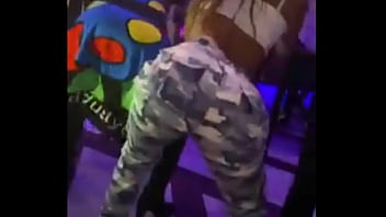 Anitta tanga