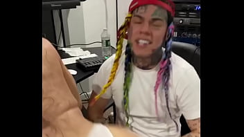 6ix9ine wife