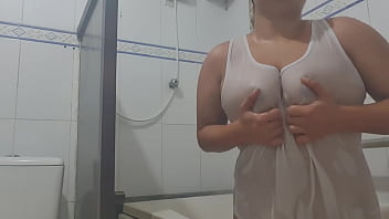 Wet t shirt contst