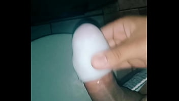 Egg masturbator