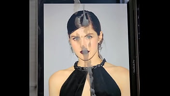 Alexandra daddario chainsaw