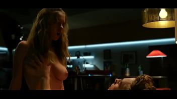 Sydney sweeney euphoria naked