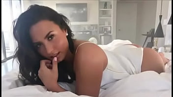 Demi lovato feet