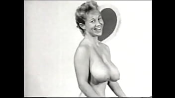 Big boobs nude photo