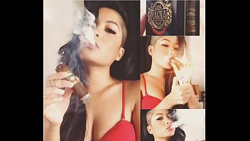 Xvideos de mulher fumando cigarro