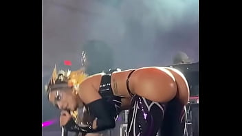 Anitta fazendo vídeo pornô