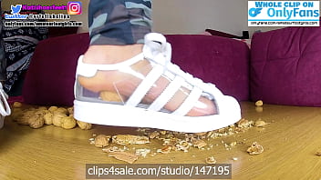 Парк горького adidas