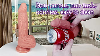 Dildo realistic