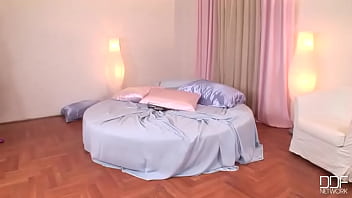 Bedroom sex pics