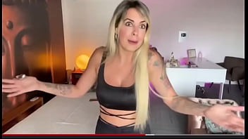 Mulher gostosa fazendo sexo de novo