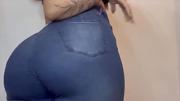 Jeans farting