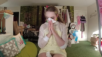 Tissue viral video