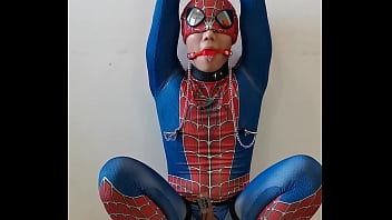 Homem aranha pelado