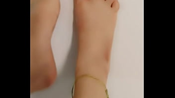 Camaryn swanson feet