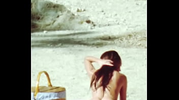 Flagras praia nudismo