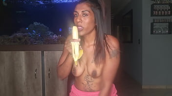 Bananas boobs