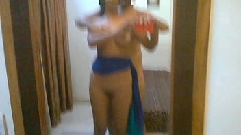 Nangi girl in bathroom