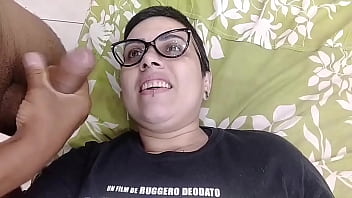 Gozei na boca dela lesbica