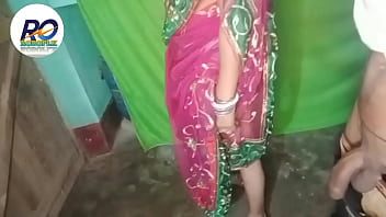 Village saree me pussy exposed