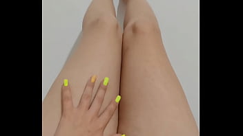 Sexy legs teens