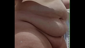 Mulher gorda nua