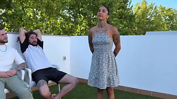 Valeria Del Rio vuelve con un TRIO! Está más cachonda y sexy que nunca :)))