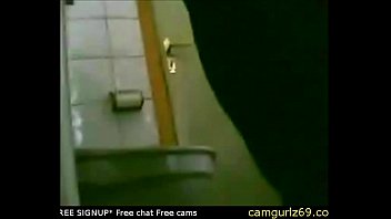 Spy cam toilet porn