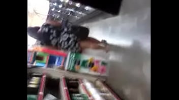 Naked flashing store