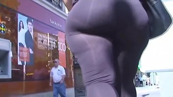 Amiga pega no flagra de masturbando