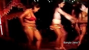 Dance Bangla hot girls