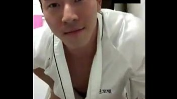 Coreano gostoso e bonito