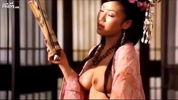 Makenki nude scenes