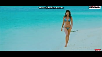 Shraddha kapoor ai naked