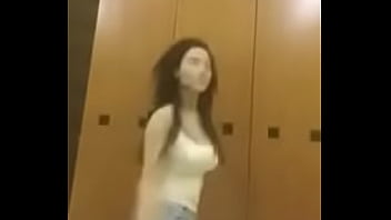 Khoa than nhay tiktok sex