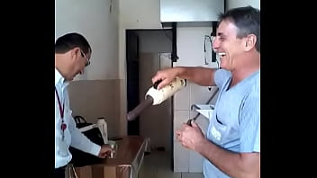 Cafeteira brasileira com detento