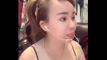 BÀ GIÀ M