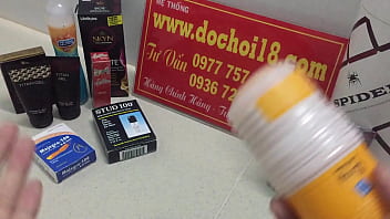 Dùng đồ chơi tình dục