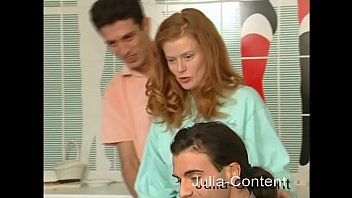 Joana dar. E tatu