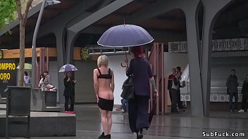 BDSM em público humilhada