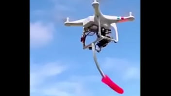 Com tesão drones Uzi