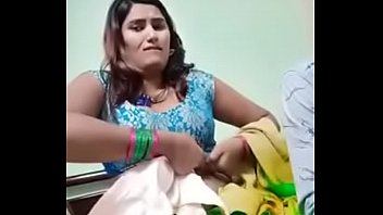 Saree moll show