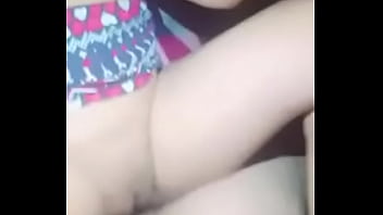 国外鬼父 ，女儿