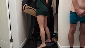 Delivery driver blowjob